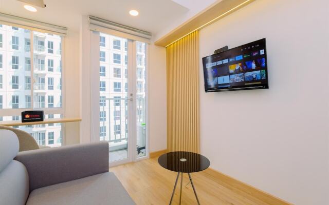 Simply Look And Cozy Studio Tokyo Riverside Pik 2 Apartment