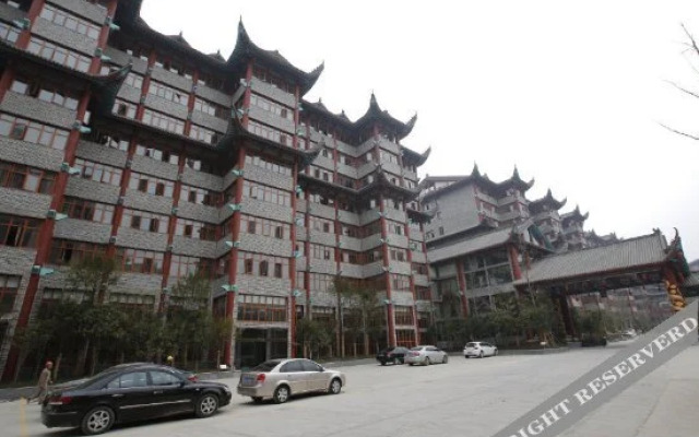 Hualongcheng Hotel