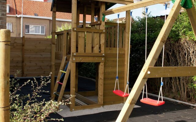 Fabulous luxury villa with spacious garden in Nieuwpoort.