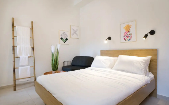 Aju HaMadregot 31 Suites