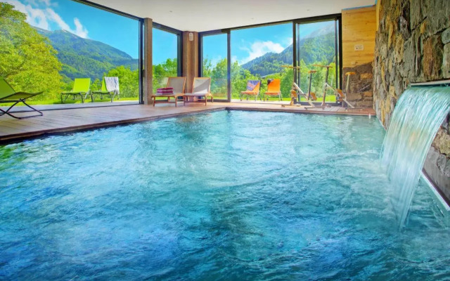 Lodge La Source OVO Network