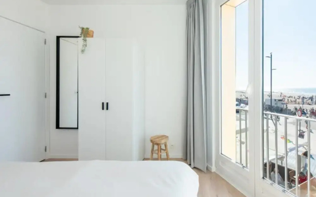 Renovated Apartment With sea View in Mariakerke