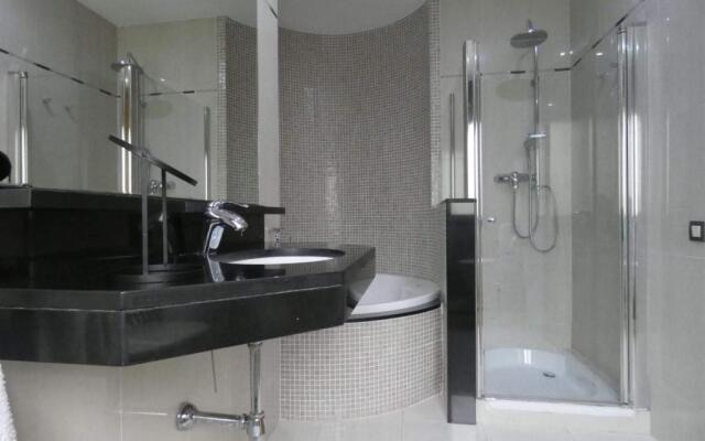 Washingtonia Villa near Sitges