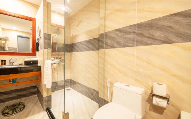 Poulo Wai Hotel and Apartment