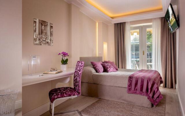 Spagna Luxury Suite