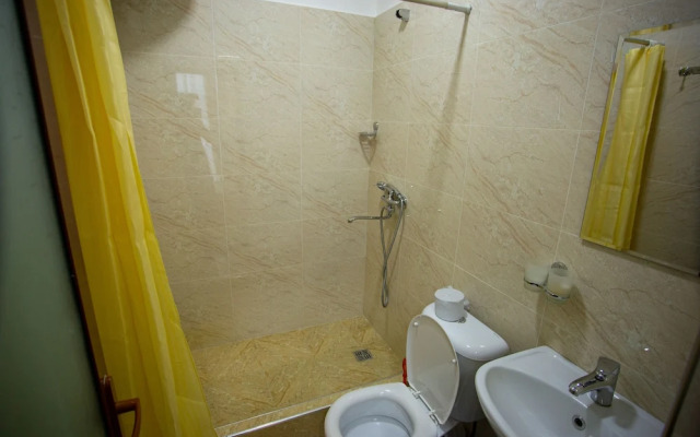 Hotel Tiny Art House