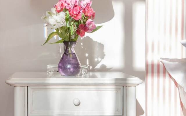 West End Flower Farm Bed and Breakfast