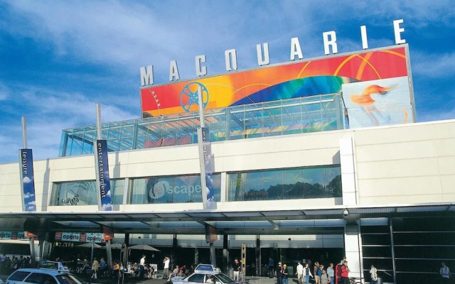 Nth Ryde 2bed Free Parking Macq Park STN Nnr001