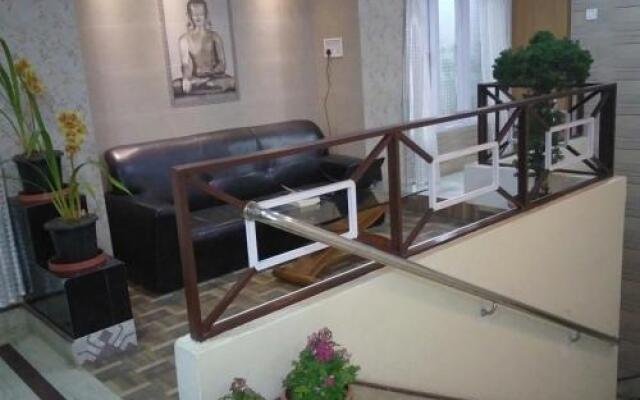 Hotel Sandrup by OYO Rooms