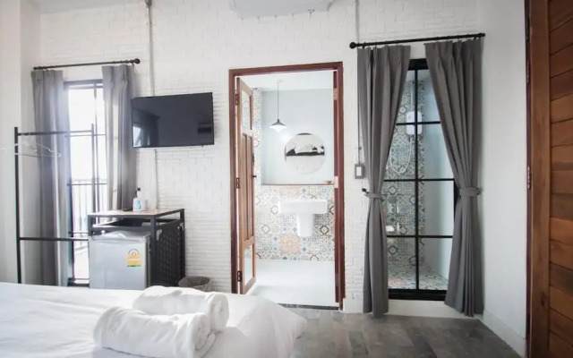 V1 Room Hotel