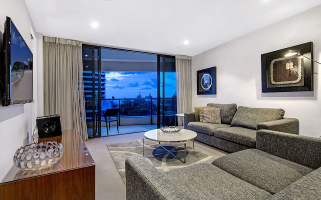 Oracle Broadbeach Apartments – Guest Rooms – Gold Coast