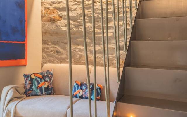 Rebecca Suite Nearby Urio s Castle