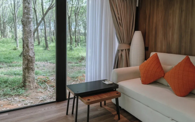 Timber Society Boutique Hideaway