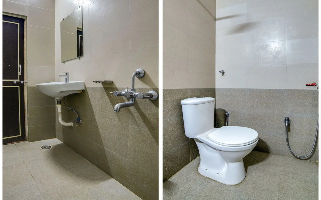 Oyo 23706 Super Deluxe Guest House