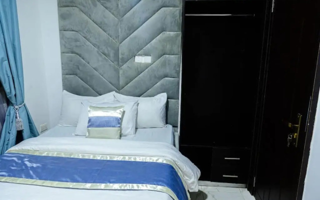 Luxury 4-Beds Apart Abuja-24Hrs/Elect/WIFI/Securi