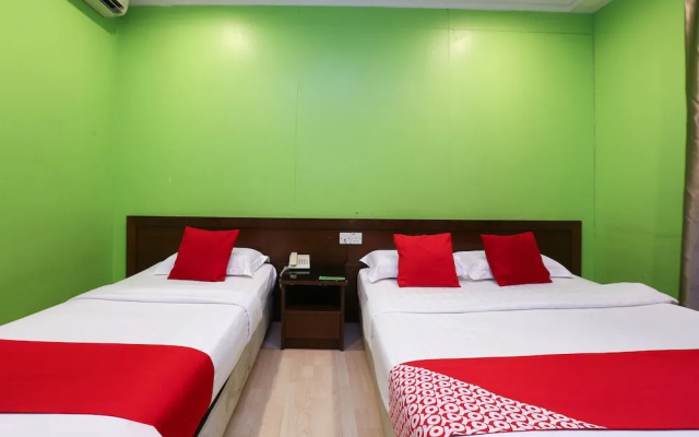 OYO 90098 Goa Inn Hotel