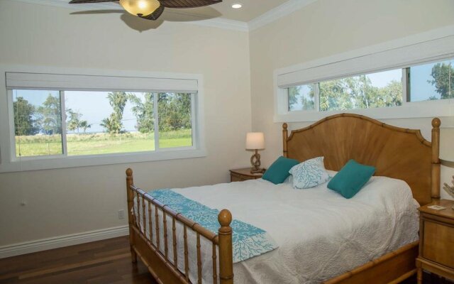 North Shore Country Villa