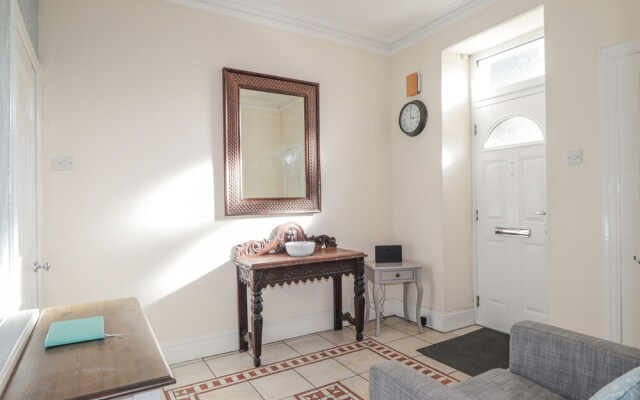 1 Seafield Street