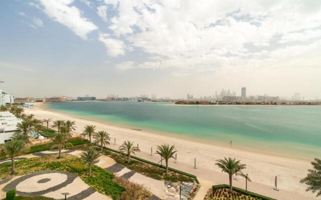 Luxury 3bd Apt Palm Jumeirah Pool, Parking, Gym