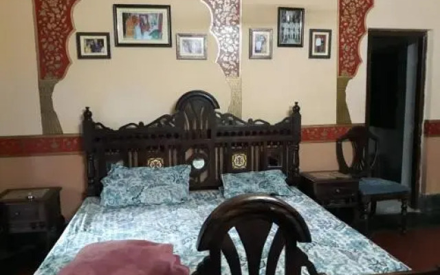 Chandra Niwas Guest House