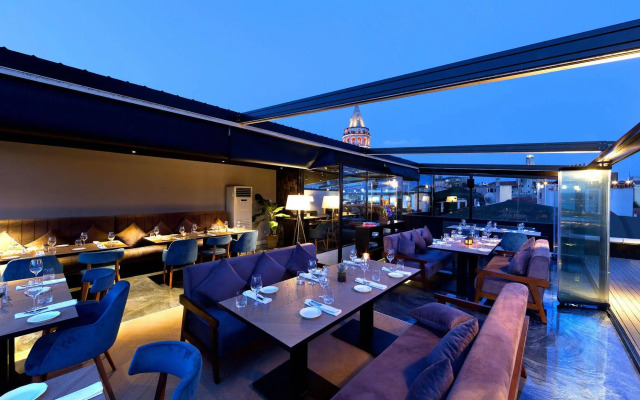 Walton Hotels Galata