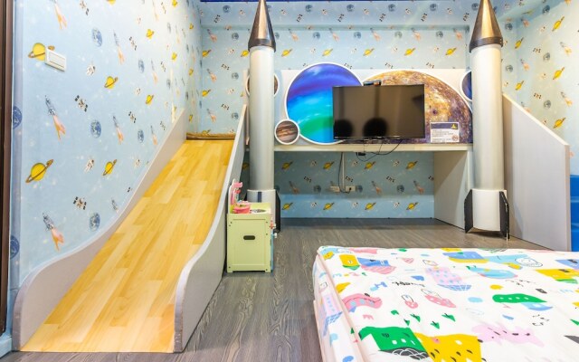 Funny Eggs Guest House