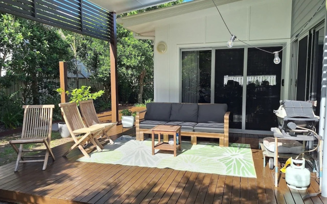Coastal Home just 300m from the Beach