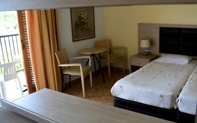 Alkyon Hotel