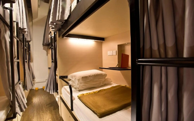 7 Wonders Hostel (SG Clean Certified)