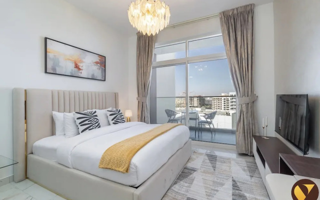 Vogue Jewelz Resident near MiracleGarden