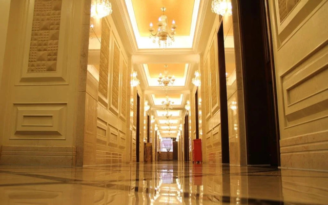 Luzhou Sotelinn Century Hotel
