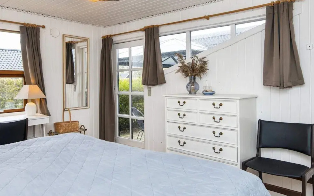 6 Person Holiday Home in Hemmet