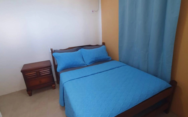 Lovely 2-bedroom apartment with shared jacuzzi & pool