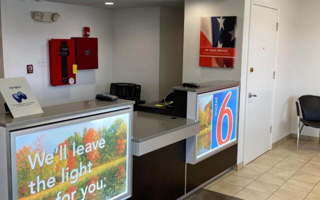 Motel 6 Memphis, TN - Downtown