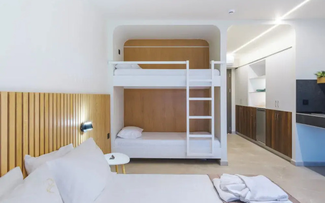 Aura Luxury Suites - Olympiada Cozy Getaways