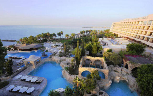 Le Meridien Spa And Resort