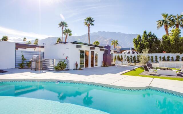 Bubble Gum Modern Holiday home 3