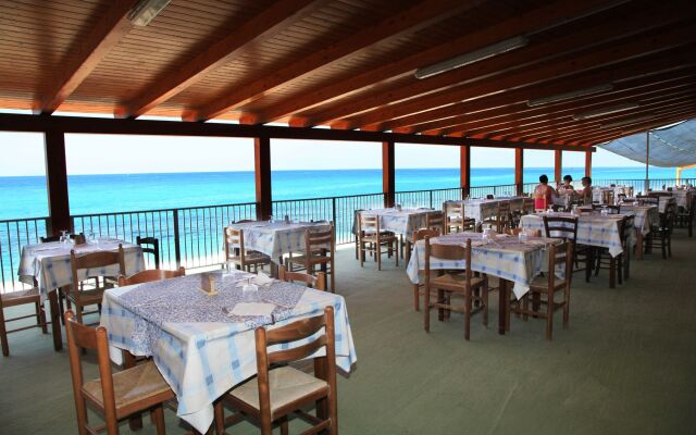 Villagio Camping La Scogliera
