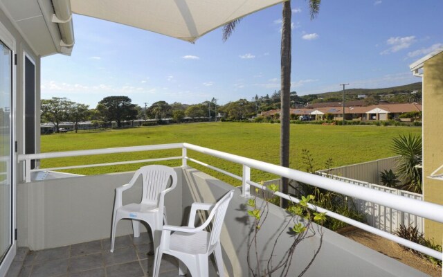 Sandcastles Unit 9 - Fingal Bay