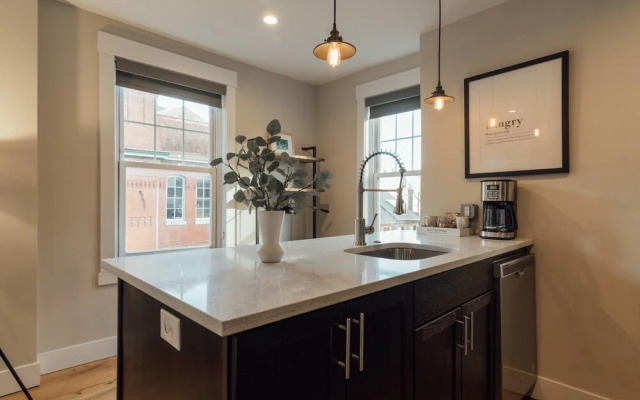 Downtown Philly Apartment By Rittenhouse Square