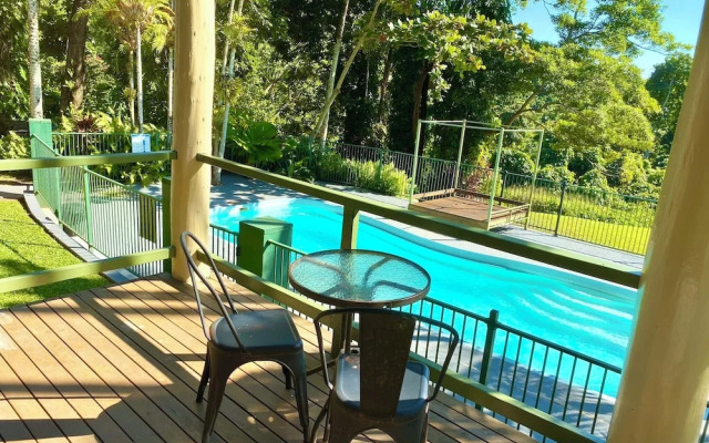 Jackaroo Treehouse Mission Beach - Hostel
