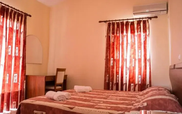 Nirrides Apts Sutdios