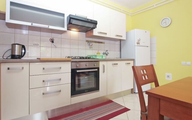 Apartment 1623