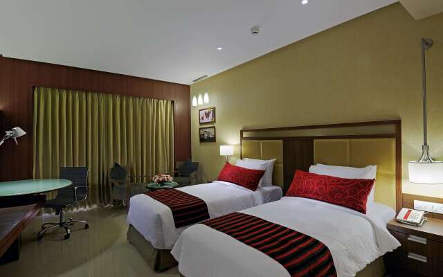 Express Inn The Business Luxury Hotel