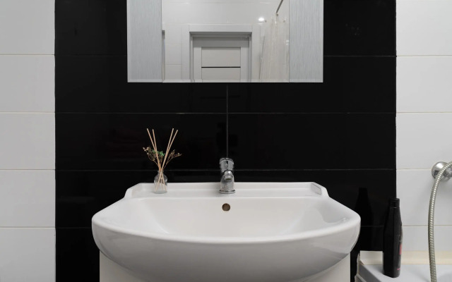 ТутЖивут на улице имени Жлобы 145