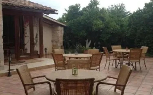 Отель Pyrgos Of Mystra