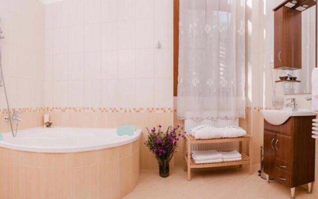 Főnix Wellness Resort
