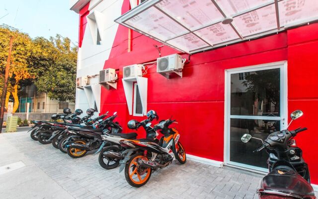 Wisma Cakung by OYO Rooms