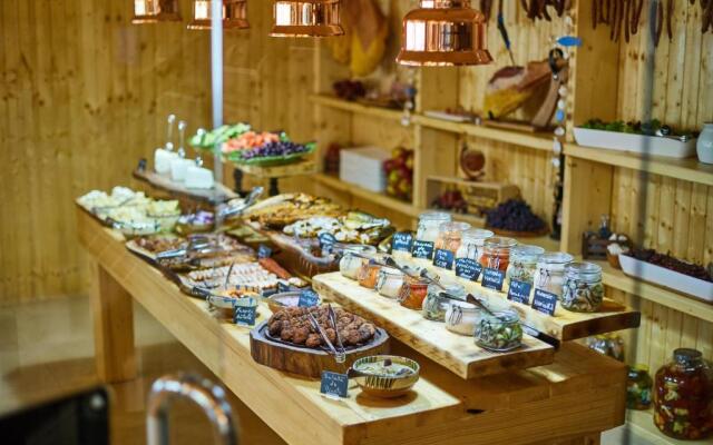 Lebada Luxury Resort & Spa