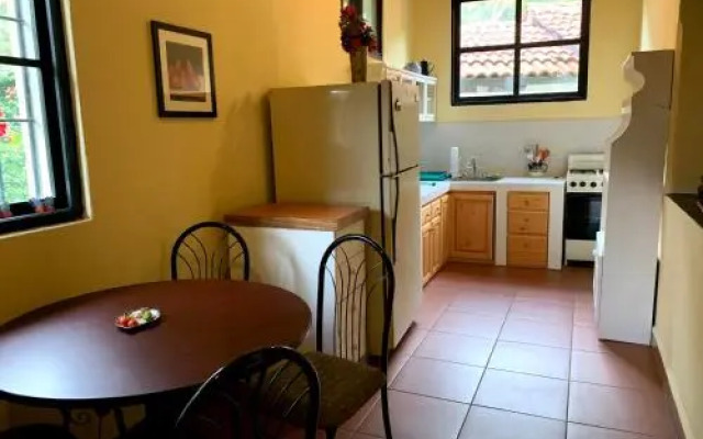 Villas Jabel Tinamit “Colonial House #2”